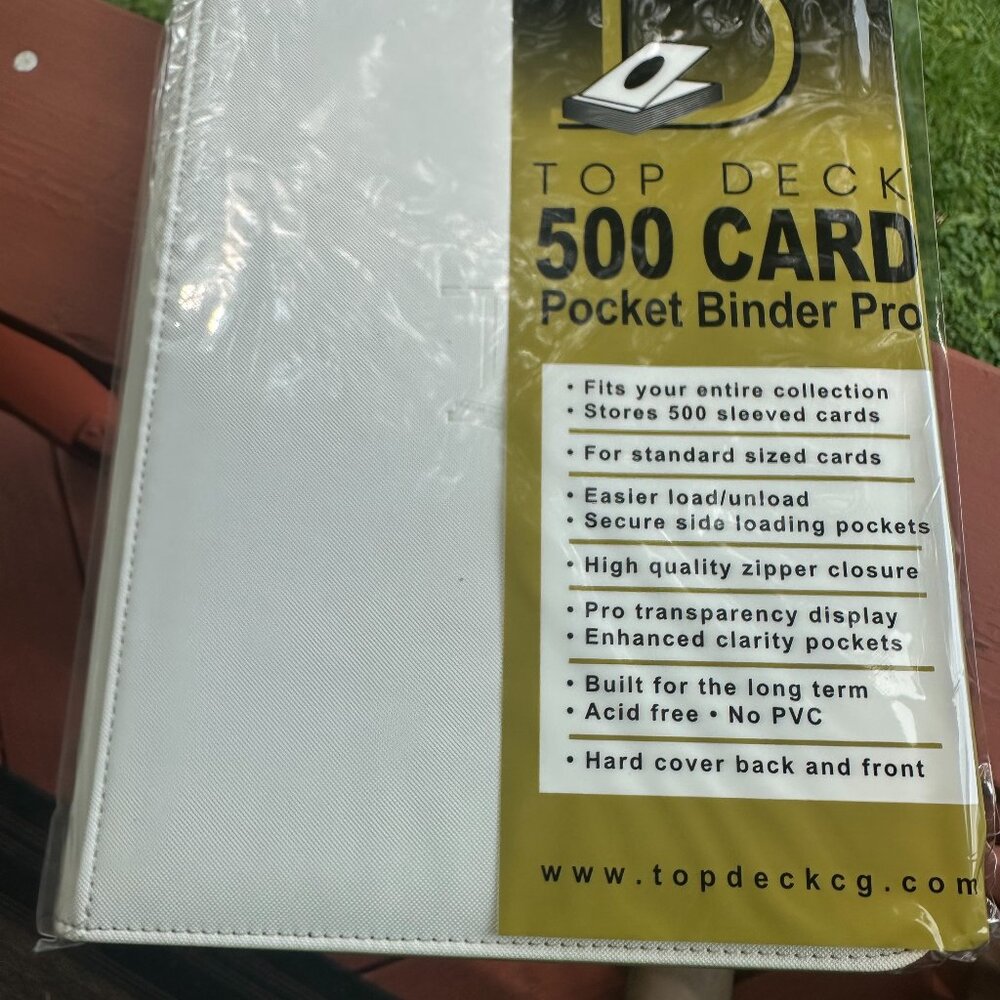 TOP DECK POCKET BINDER PRO 500 CARD BINDER WHITE